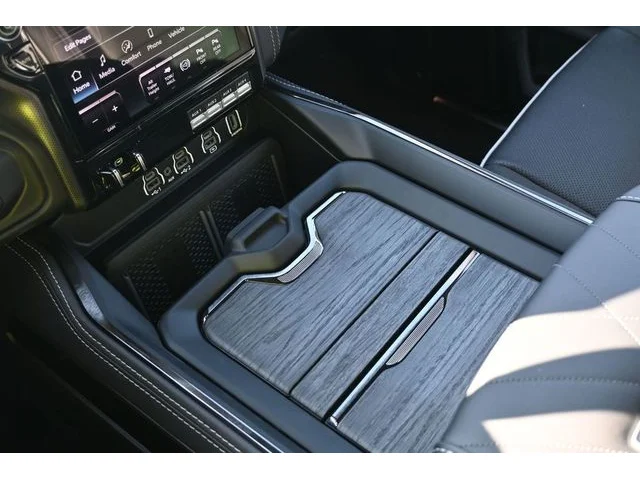 Nuevos RAM 2500 à Estados chez autogozo