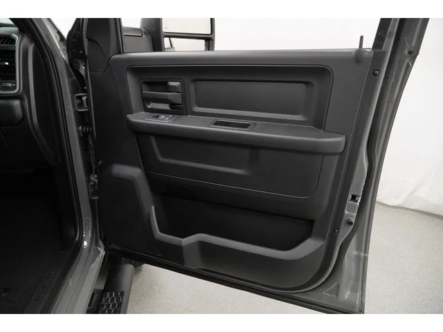Nuevos RAM 3500 à Estados chez autogozo