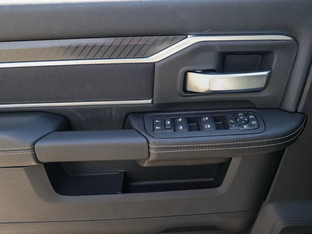 Nuevos RAM 3500 à Estados chez autogozo