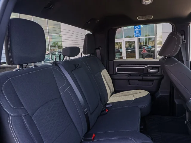 Nuevos RAM 3500 à Estados chez autogozo