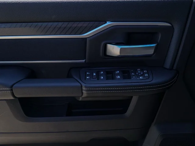 Nuevos RAM 3500 à Estados chez autogozo