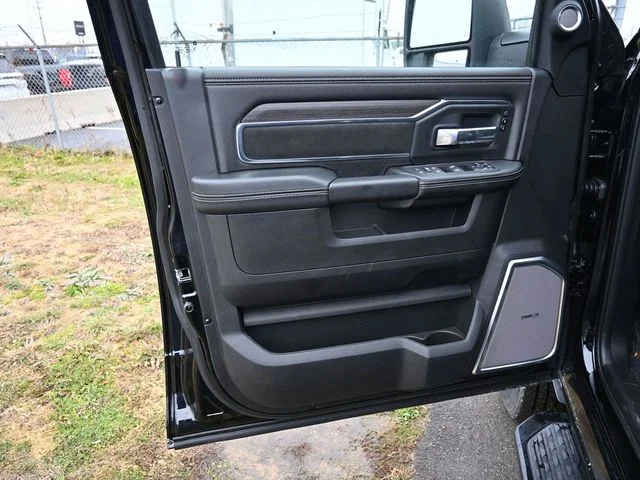 Nuevos RAM 3500 à Estados chez autogozo