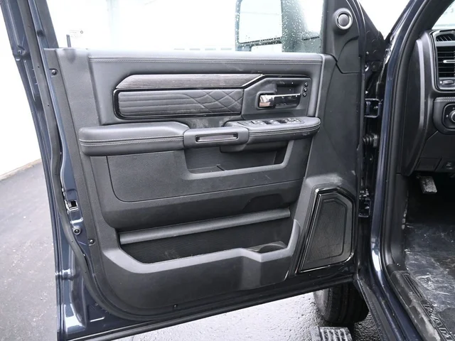 Nuevos RAM 3500 à Estados chez autogozo