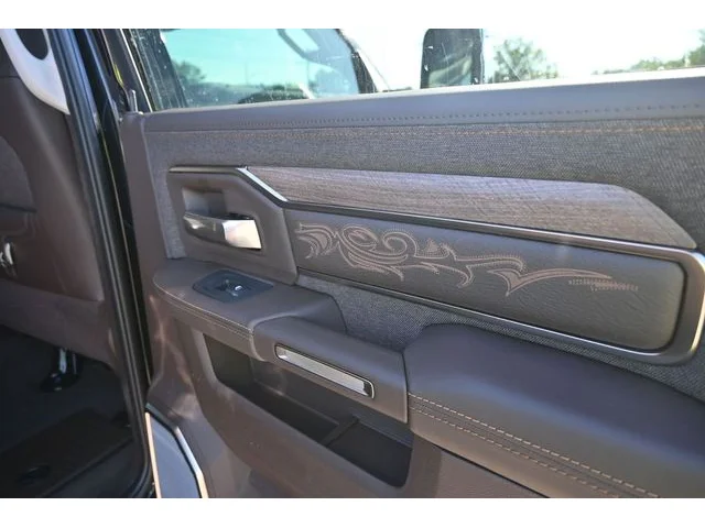 Nuevos RAM 3500 à Estados chez autogozo