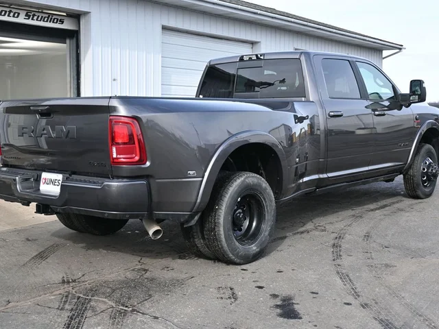 Nuevos RAM 3500 à Estados chez autogozo