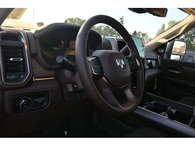 Nuevos RAM 3500 à Estados chez autogozo