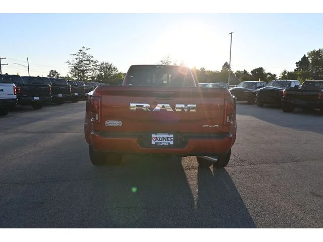 Nuevos RAM 3500 à Estados chez autogozo