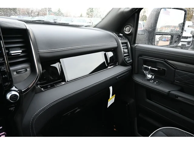 Nuevos RAM 3500 à Estados chez autogozo
