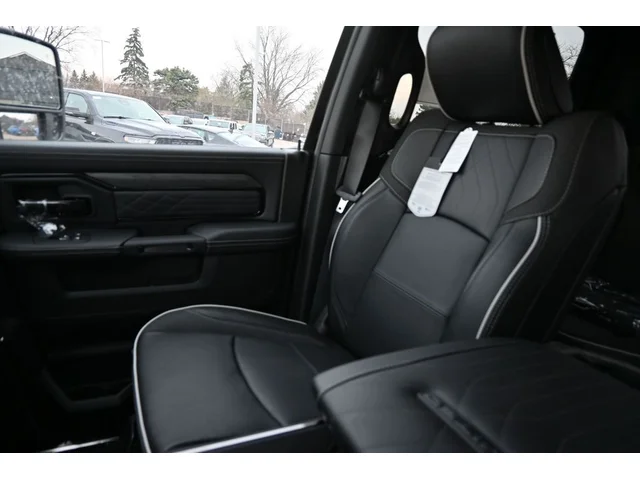 Nuevos RAM 3500 à Estados chez autogozo