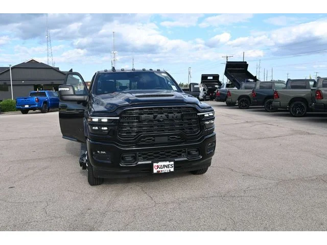 Nuevos RAM 3500 à Estados chez autogozo