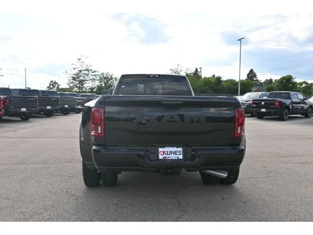 Nuevos RAM 3500 à Estados chez autogozo