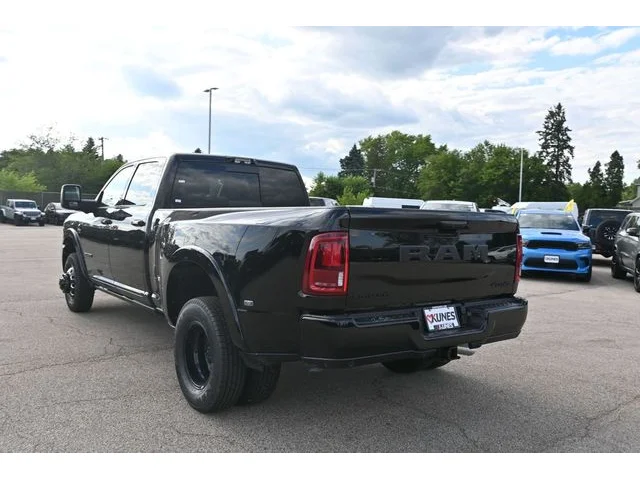 Nuevos RAM 3500 à Estados chez autogozo