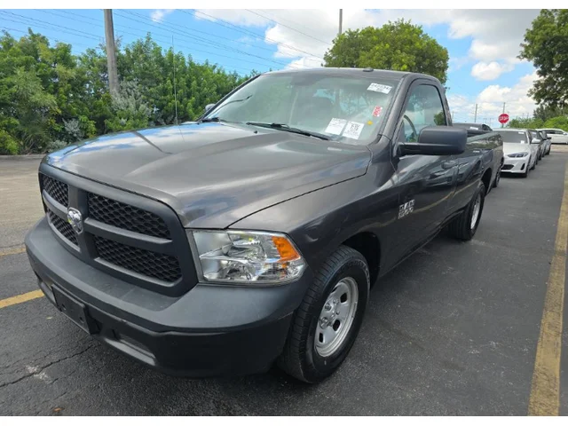 SEMINUEVOS RAM 1500 a Estados en autogozo