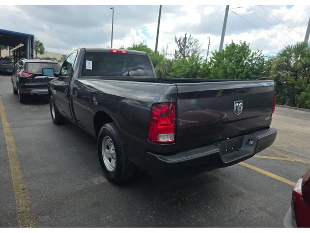 SEMINUEVOS RAM 1500 a Estados en autogozo