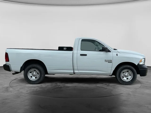 SEMINUEVOS RAM 1500 Classic a Estados en autogozo