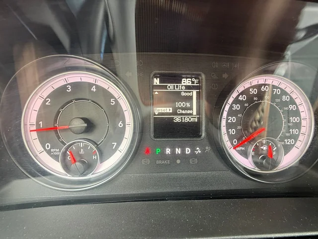 SEMINUEVOS RAM 1500 Classic a Estados en autogozo