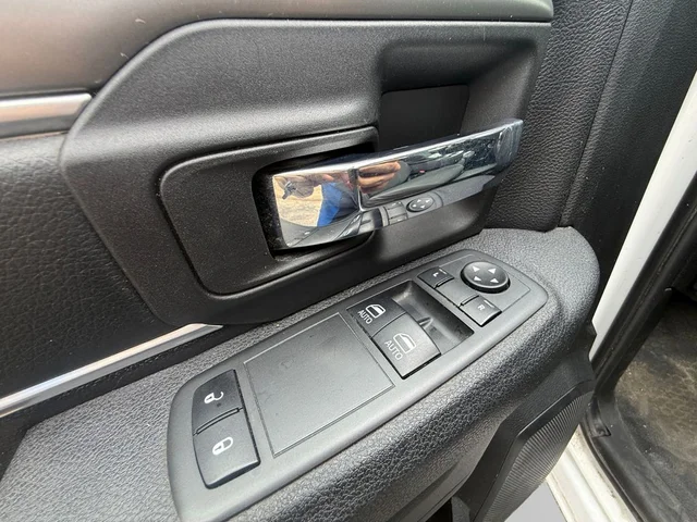 SEMINUEVOS RAM 1500 Classic a Estados en autogozo