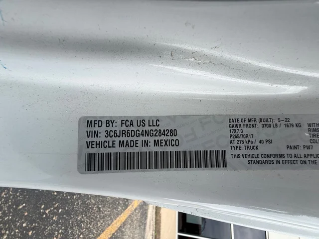 SEMINUEVOS RAM 1500 Classic a Estados en autogozo