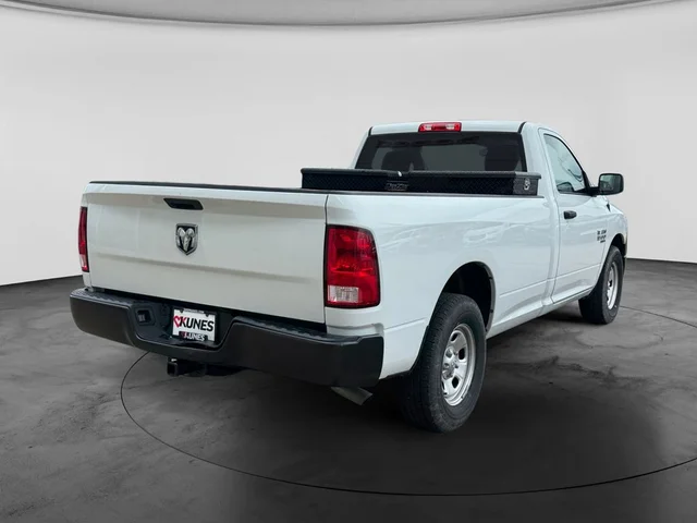 SEMINUEVOS RAM 1500 Classic a Estados en autogozo