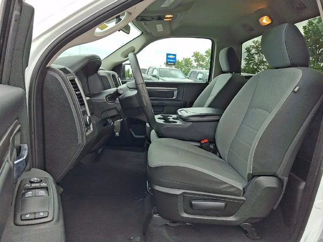SEMINUEVOS RAM 1500 Classic a Estados en autogozo