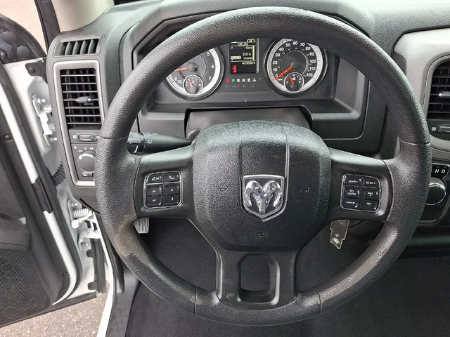 SEMINUEVOS RAM 1500 Classic a Estados en autogozo
