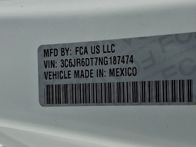 SEMINUEVOS RAM 1500 Classic a Estados en autogozo