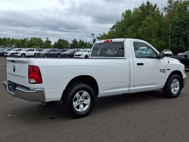 SEMINUEVOS RAM 1500 Classic a Estados en autogozo