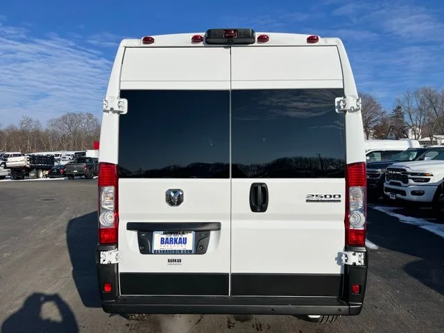 SEMINUEVOS RAM ProMaster 2500 a Estados en autogozo