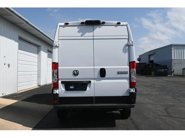 SEMINUEVOS RAM ProMaster 2500 a Estados en autogozo
