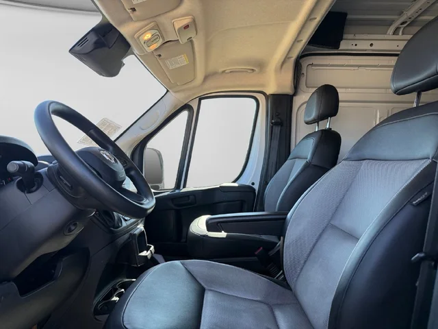 SEMINUEVOS RAM ProMaster 2500 a Estados en autogozo