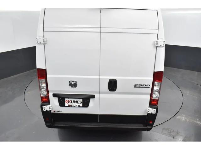 SEMINUEVOS RAM ProMaster 2500 a Estados en autogozo