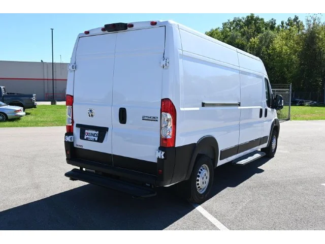 Nuevos RAM PROMASTER 2500 à Estados chez autogozo
