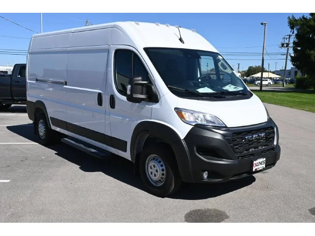 Nuevos RAM PROMASTER 2500 à Estados chez autogozo