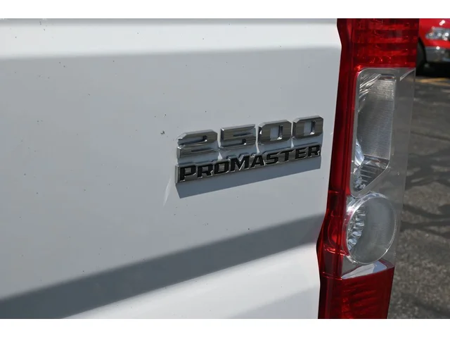 SEMINUEVOS RAM ProMaster 2500 a Estados en autogozo