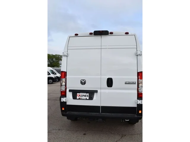 Nuevos RAM PROMASTER 2500 à Estados chez autogozo