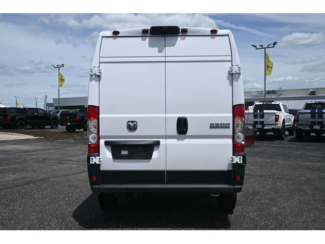 Nuevos RAM PROMASTER 2500 à Estados chez autogozo