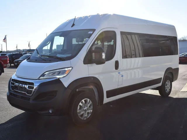 Nuevos RAM PROMASTER 2500 WINDOW VAN à Estados chez autogozo