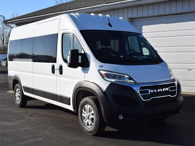 Nuevos RAM PROMASTER 2500 WINDOW VAN à Estados chez autogozo