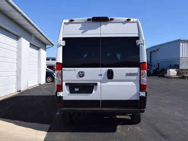 Nuevos RAM PROMASTER 2500 WINDOW VAN à Estados chez autogozo