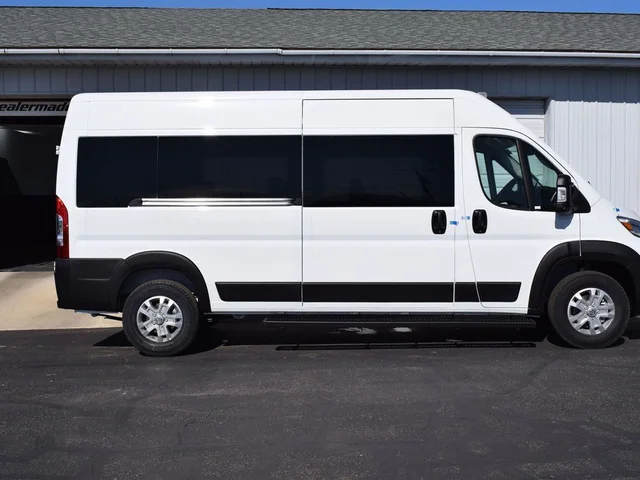 Nuevos RAM PROMASTER 2500 WINDOW VAN à Estados chez autogozo
