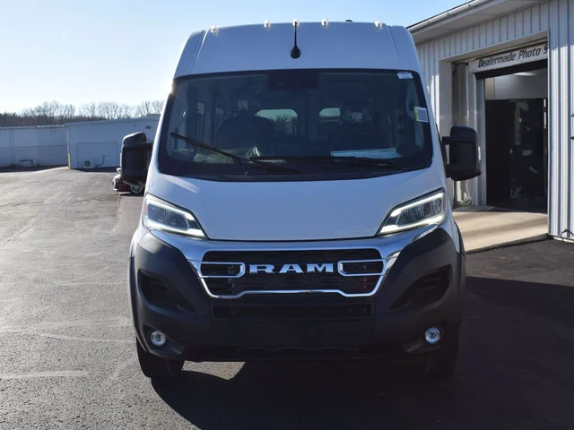 Nuevos RAM PROMASTER 2500 WINDOW VAN à Estados chez autogozo