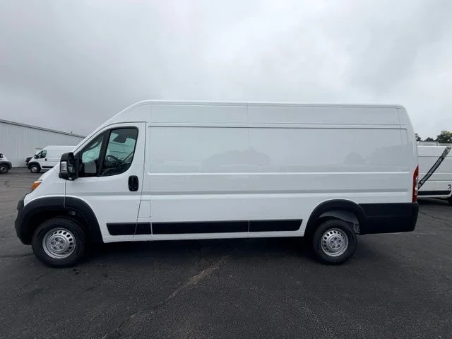 Nuevos RAM PROMASTER 3500 à Estados chez autogozo