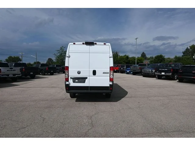 Nuevos RAM PROMASTER 3500 à Estados chez autogozo