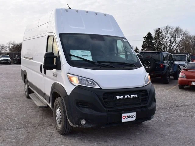 Nuevos RAM PROMASTER 3500 à Estados chez autogozo
