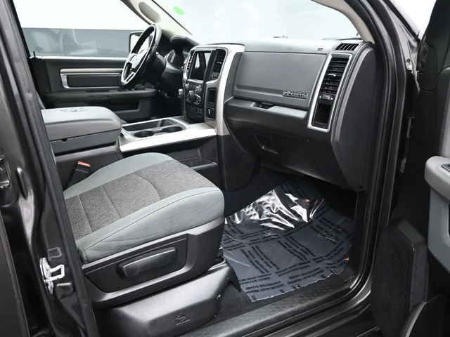 SEMINUEVOS RAM 1500 a Estados en autogozo