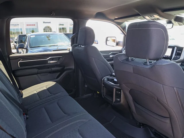 Nuevos RAM 1500 à Estados chez autogozo