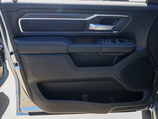 Nuevos RAM 1500 à Estados chez autogozo