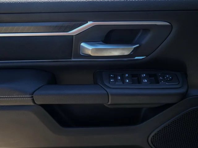 Nuevos RAM 1500 à Estados chez autogozo