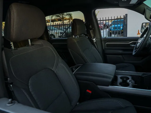 Nuevos RAM 1500 à Estados chez autogozo