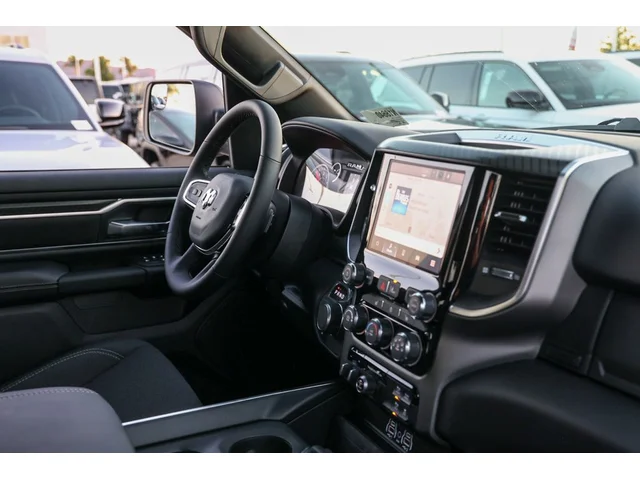 Nuevos RAM 1500 à Estados chez autogozo